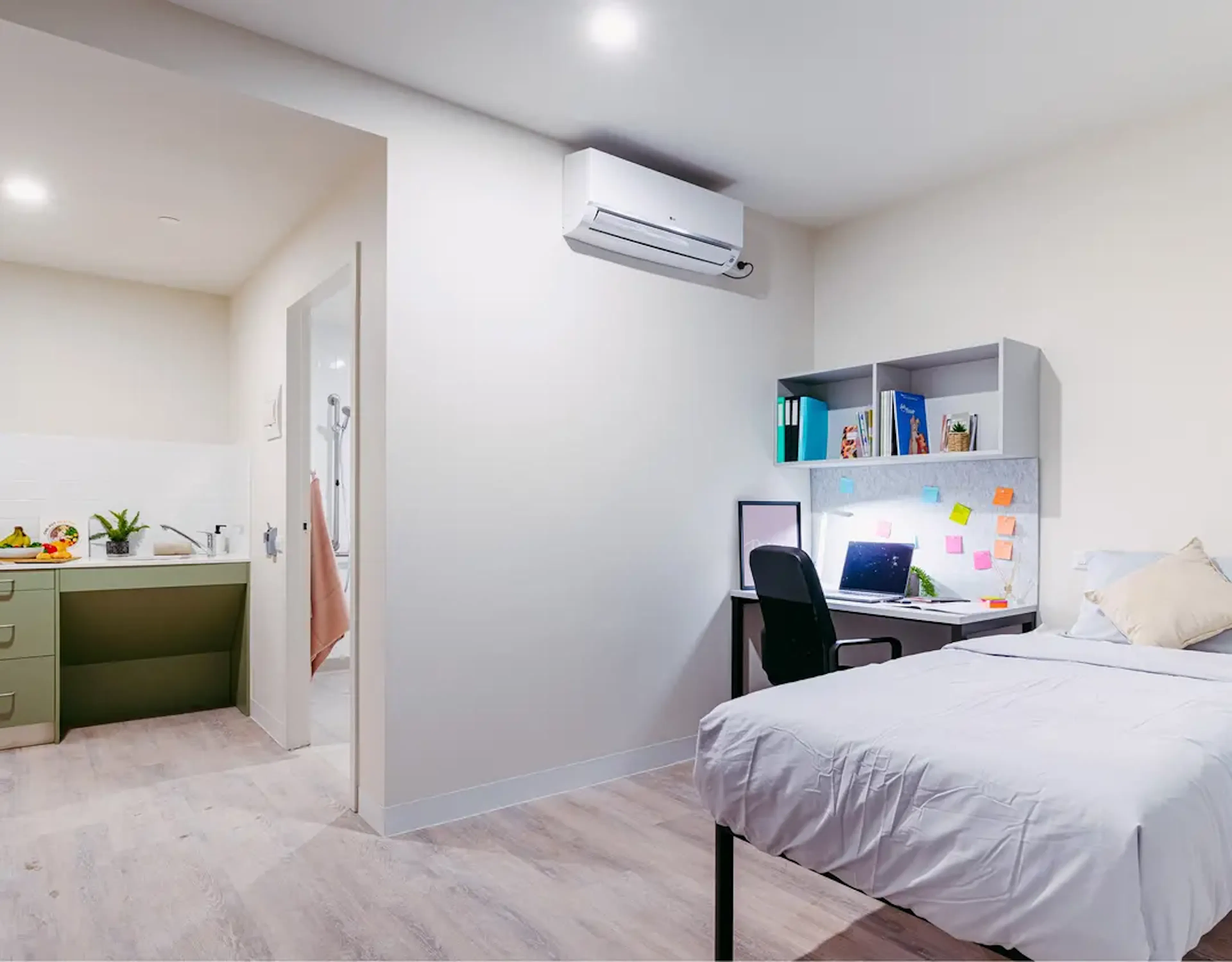Private Studio Gold ROOM 2