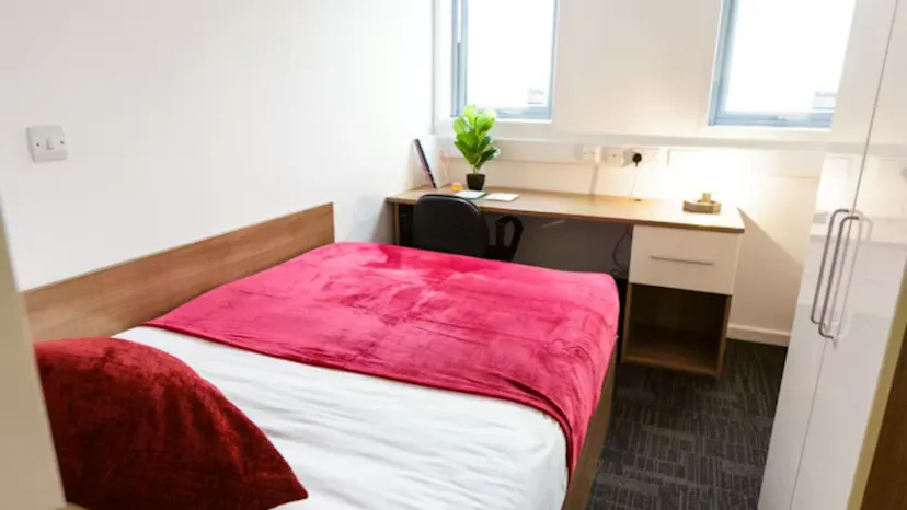 Property video thumbnail 1