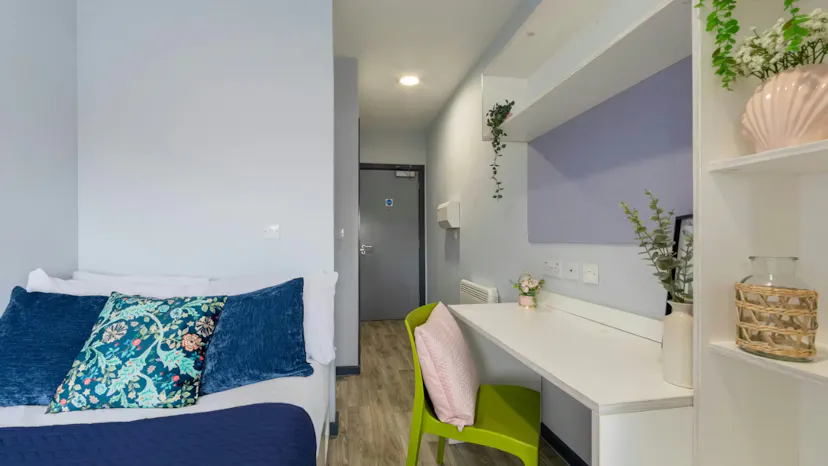 Property video thumbnail 1