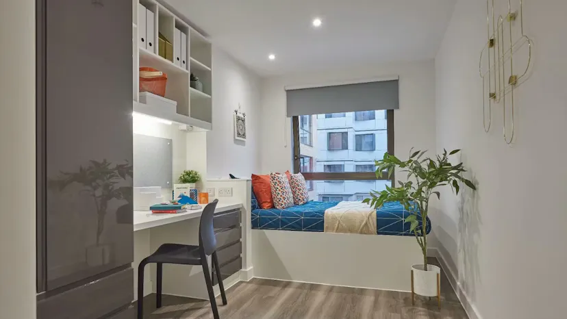 Property video thumbnail 1