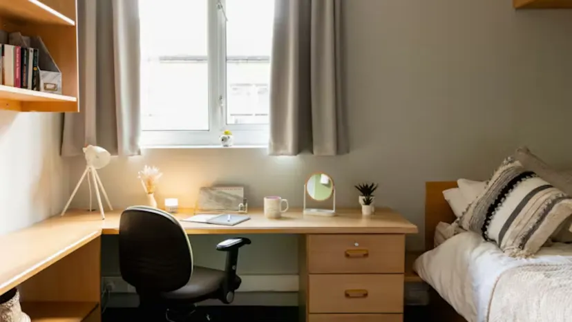 Property video thumbnail 1