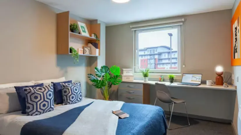 Property video thumbnail 1