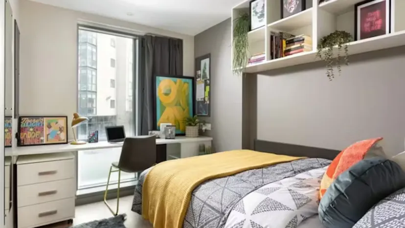 Property video thumbnail 1