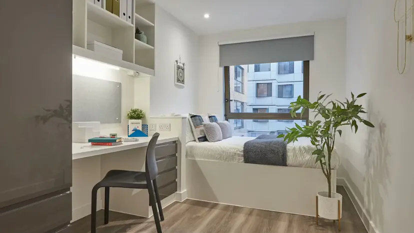 Property video thumbnail 1