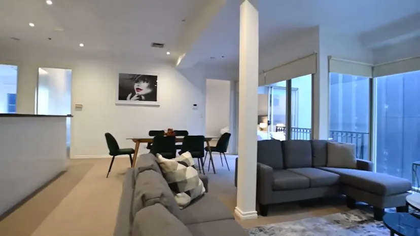 Property video thumbnail 1