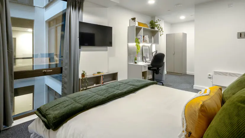 Property video thumbnail 1