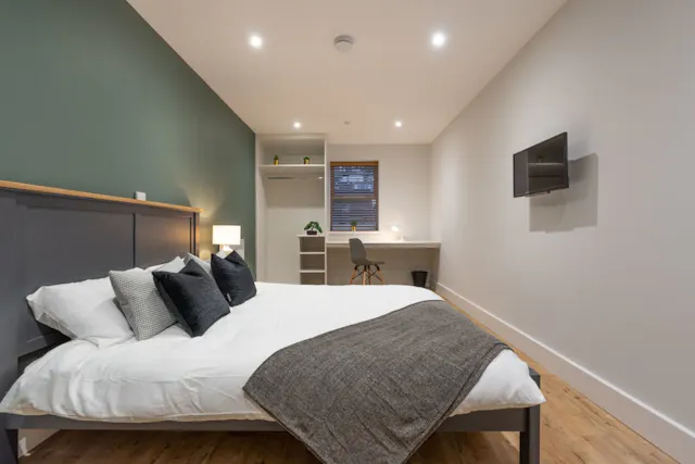 6 Bedroom Apartment, Flat 2 room image 12