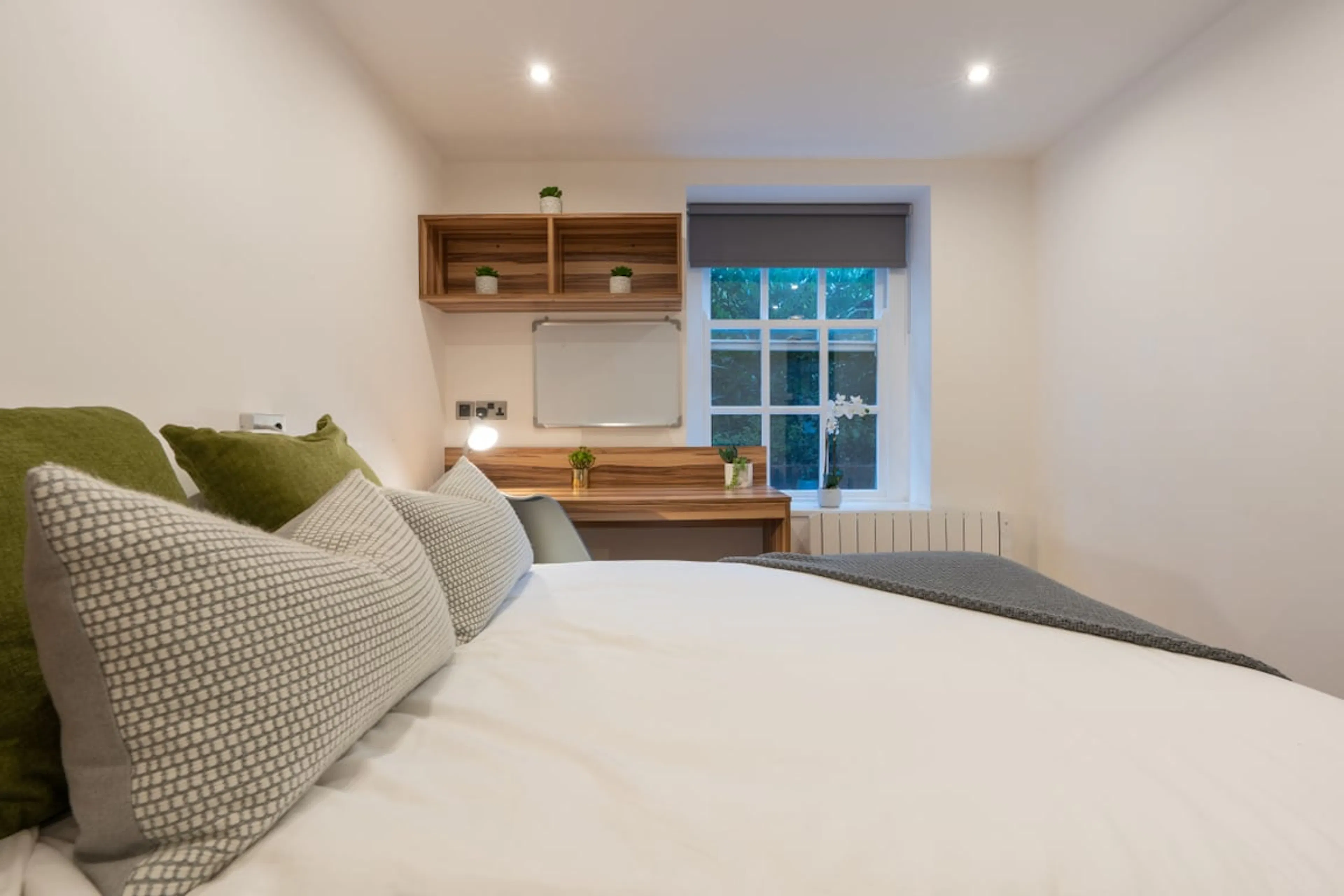 ROOM ROOM 4