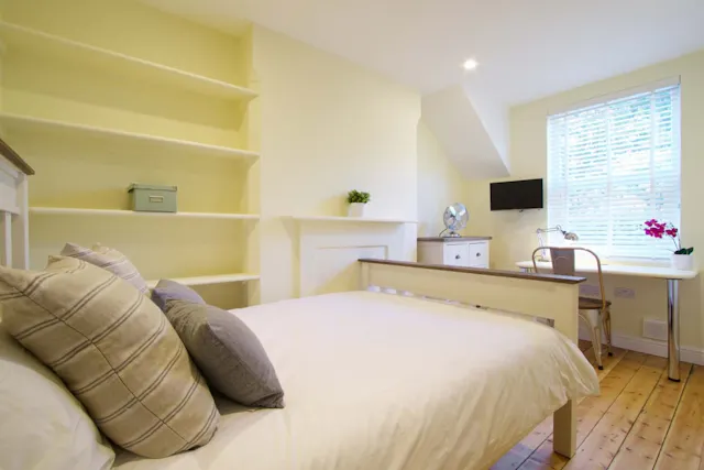 6 Bedroom Apartment room image 2
