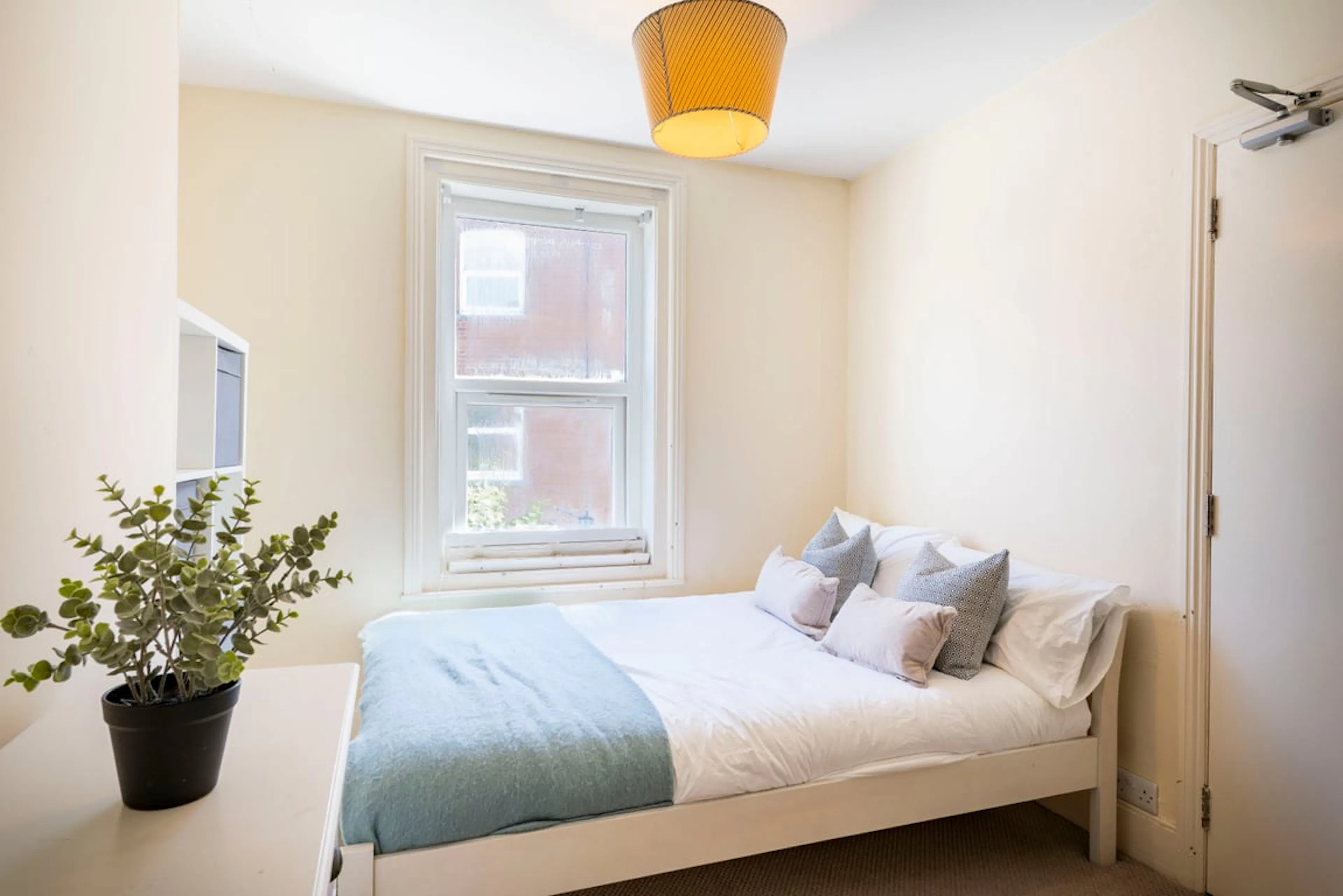 ROOM ROOM 4