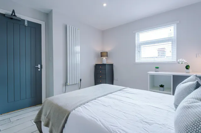 6 Bedroom Apartment room image 4