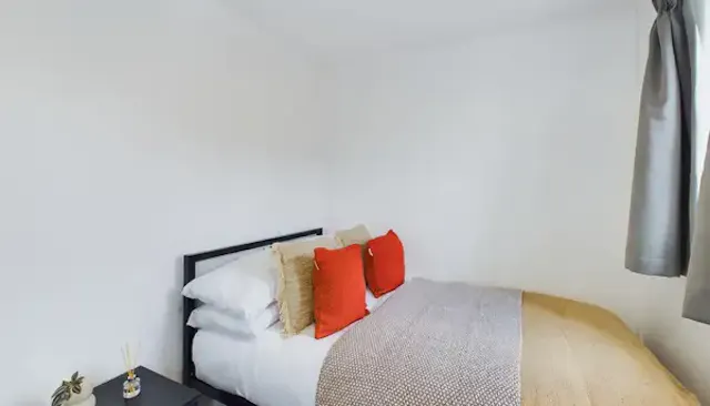 6 Bedroom Apartment room image 11