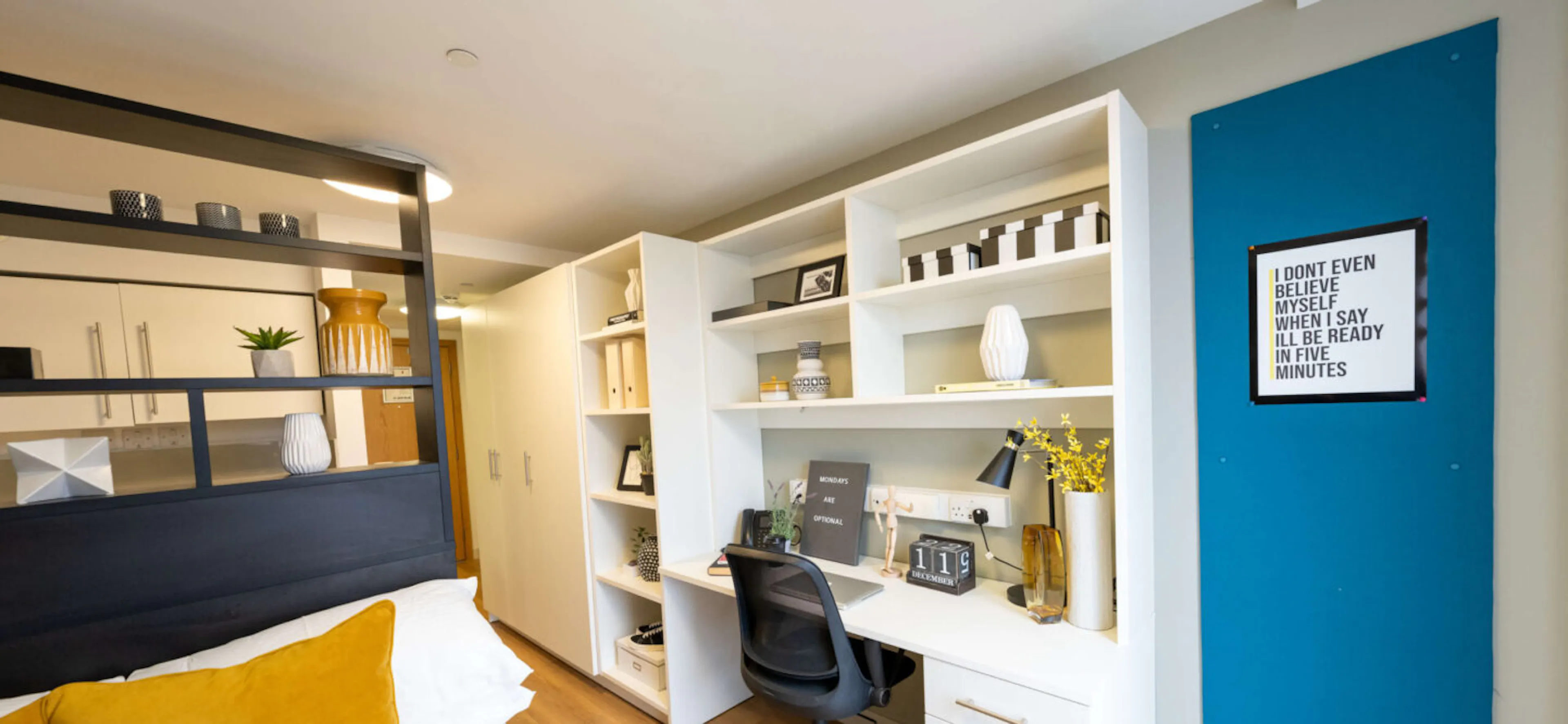 ROOM ROOM 2