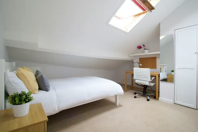 5 Bedroom Apartment room image 1