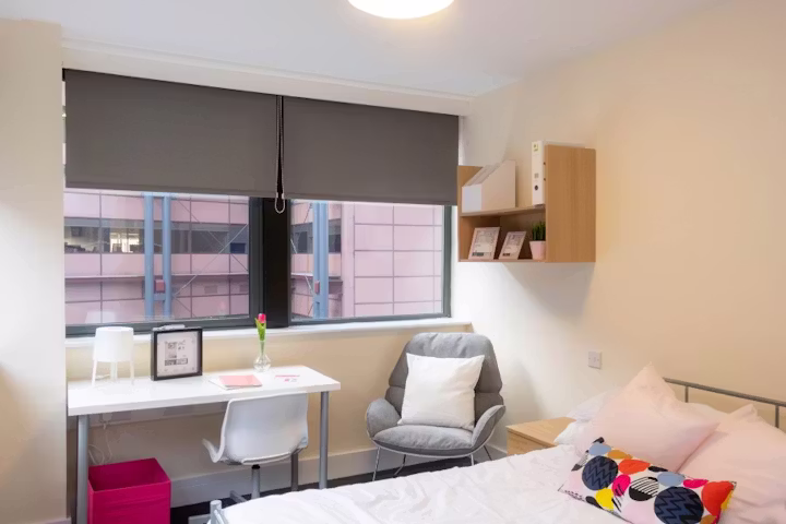 newton-house-glasgow-ROOM-1