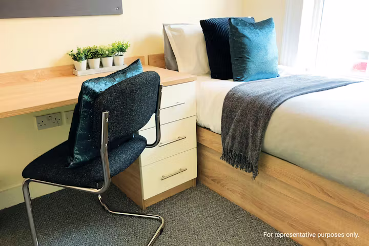 123-histon-road-cambridge-Room 4-1