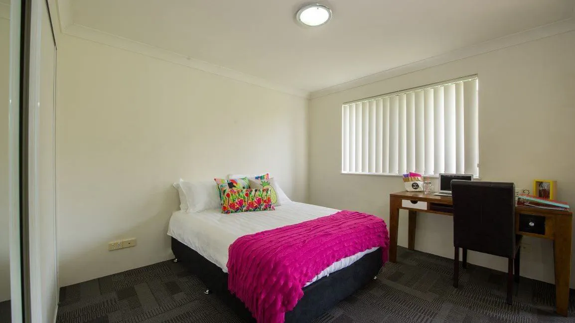 1 Bedroom Apartment ROOM