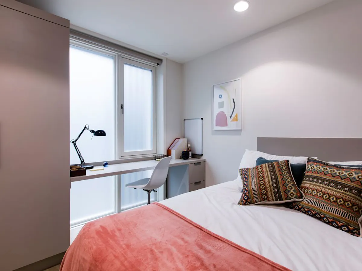 Bronze En-Suite ROOM