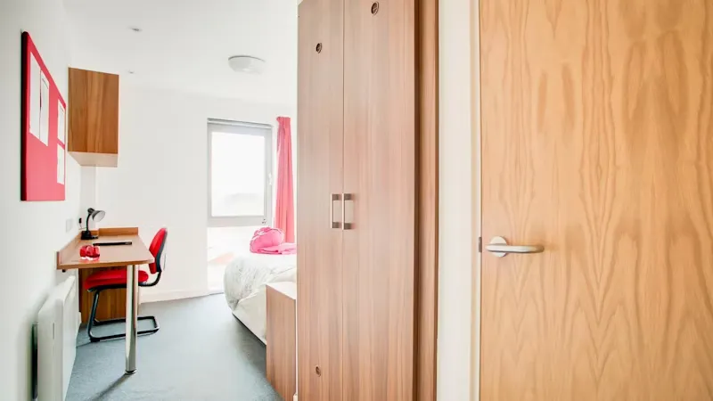 4 Bed Standard Ensuite ROOM 3