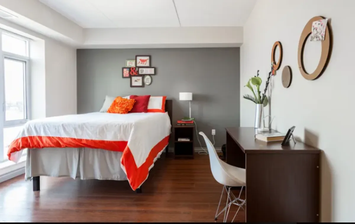 ROOM ROOM