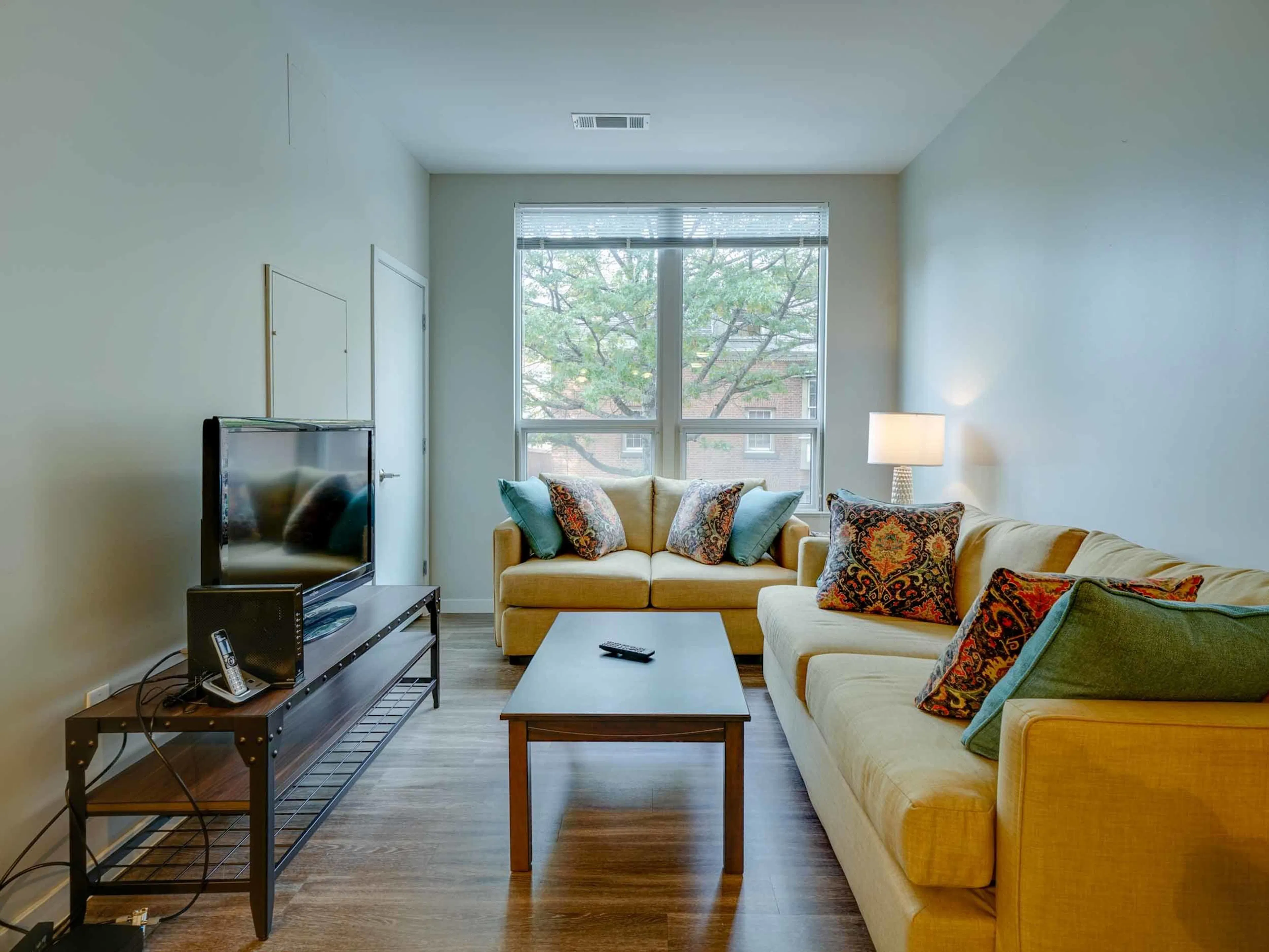 ROOM ROOM 4