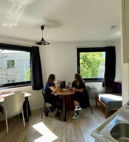 ROOM ROOM 2