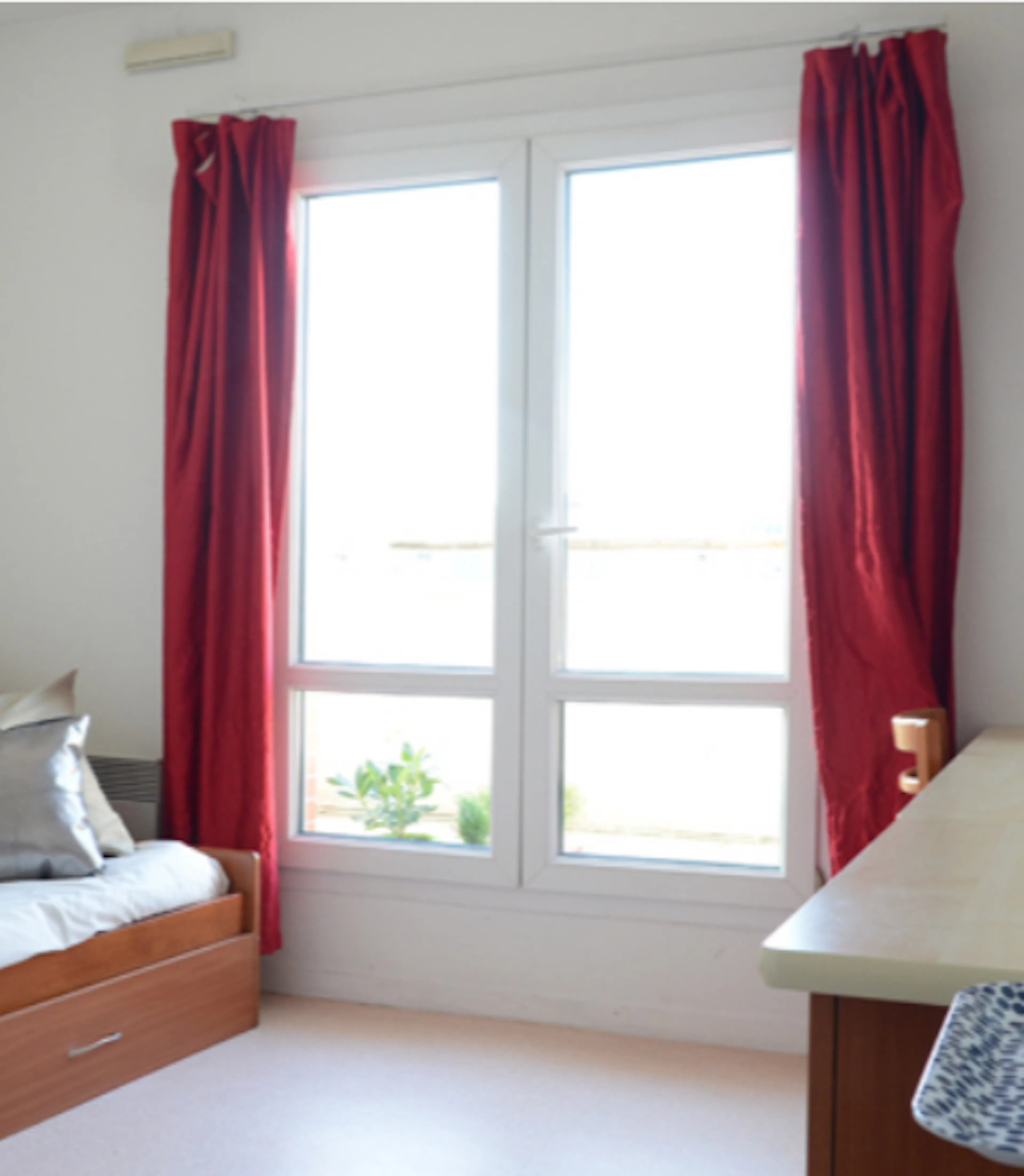 ROOM ROOM 2