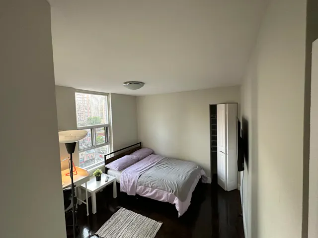 Silver Room room image 2