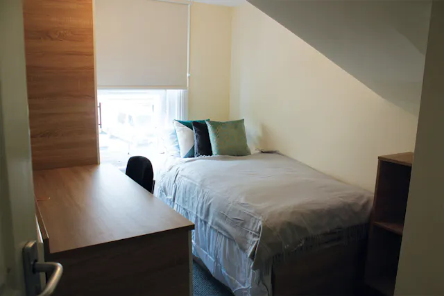 Room 4 room image 1