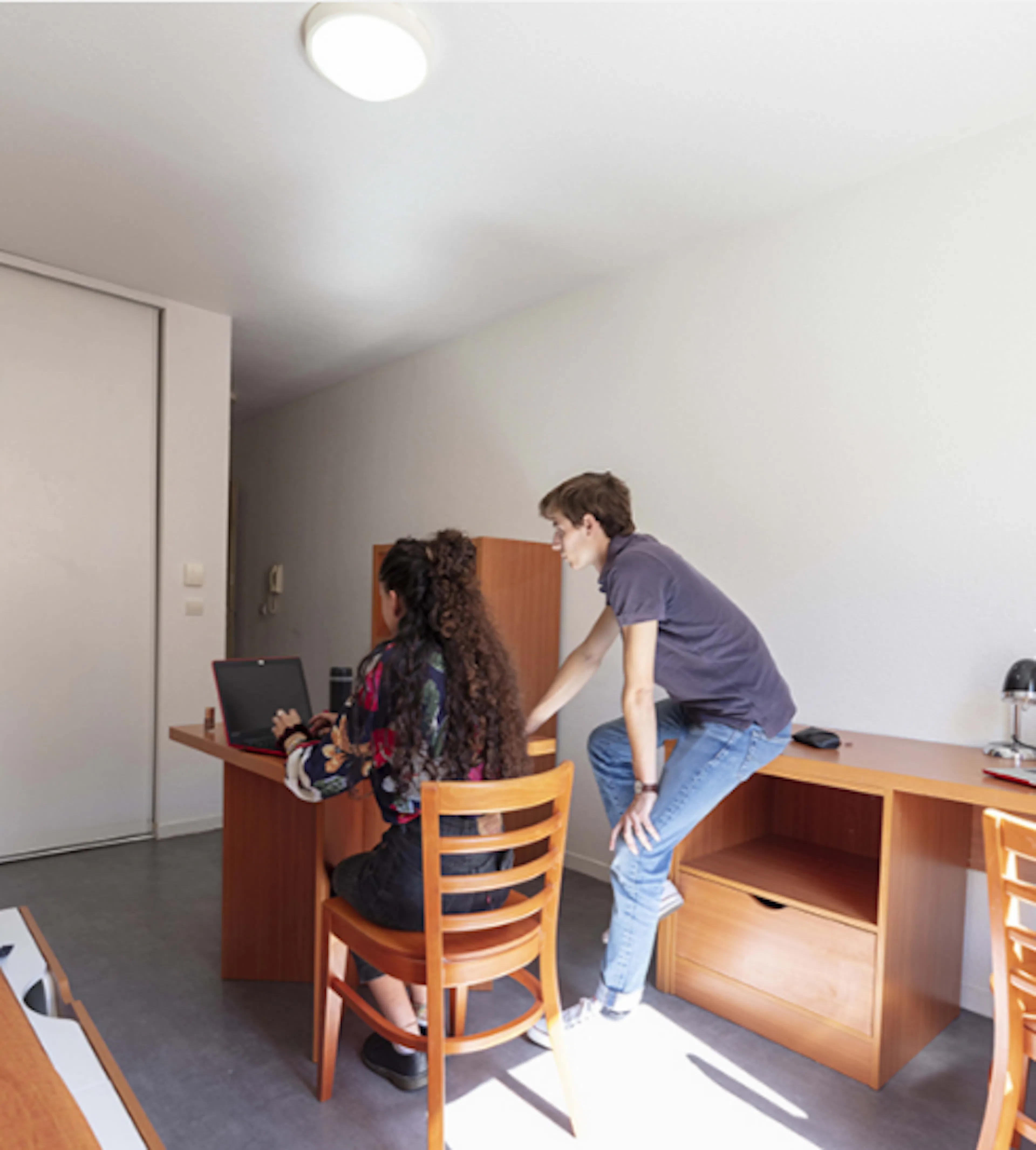 ROOM ROOM 1