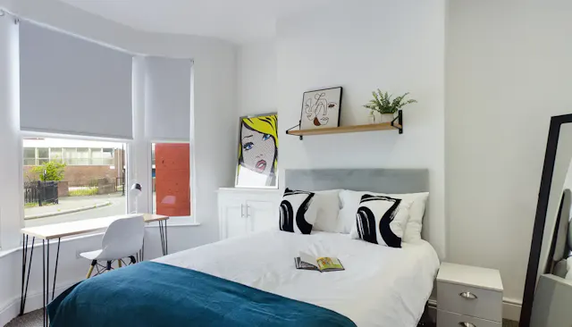 4 Bedroom House room image 2