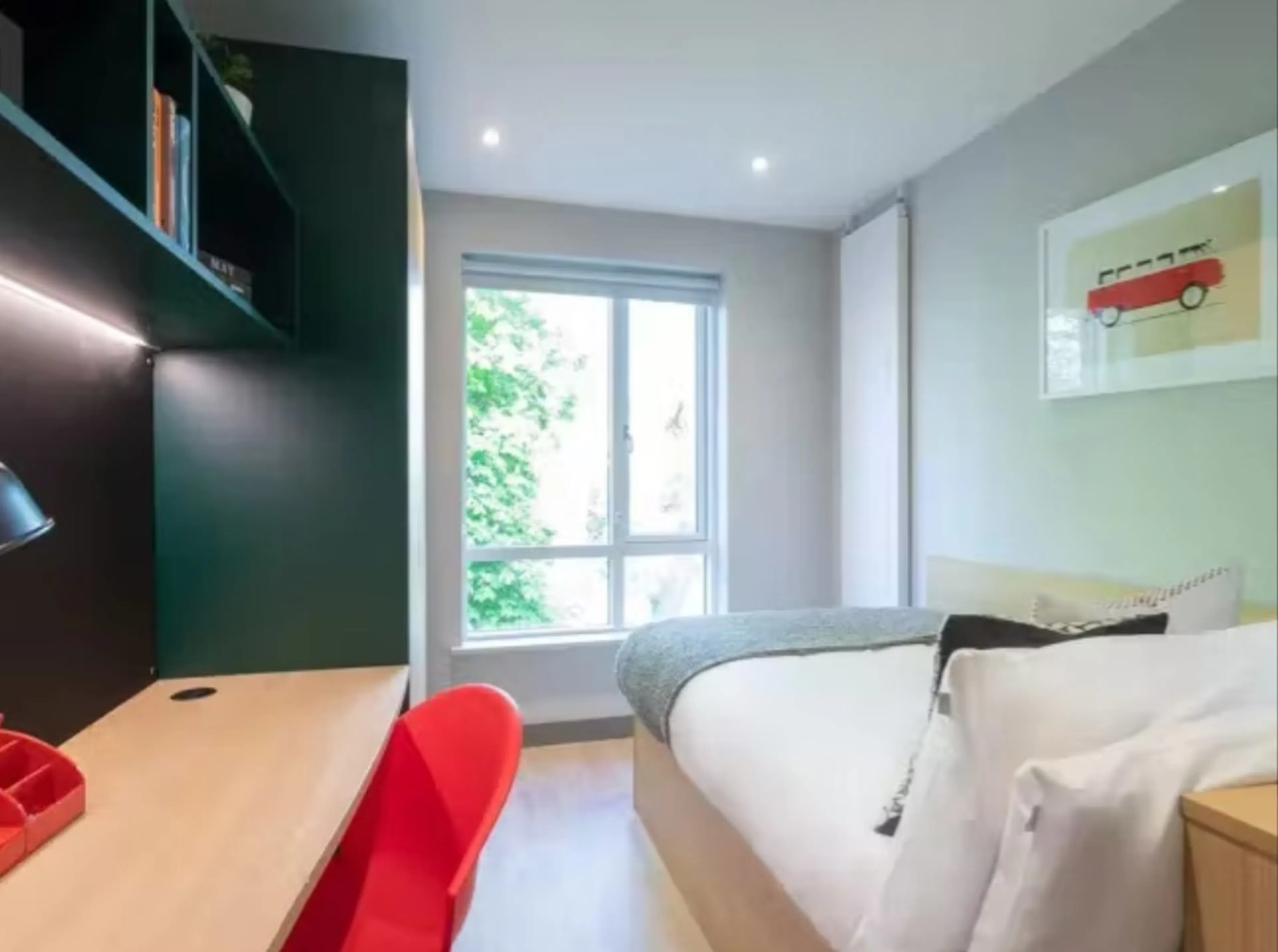 Bronze En Suite ROOM 1