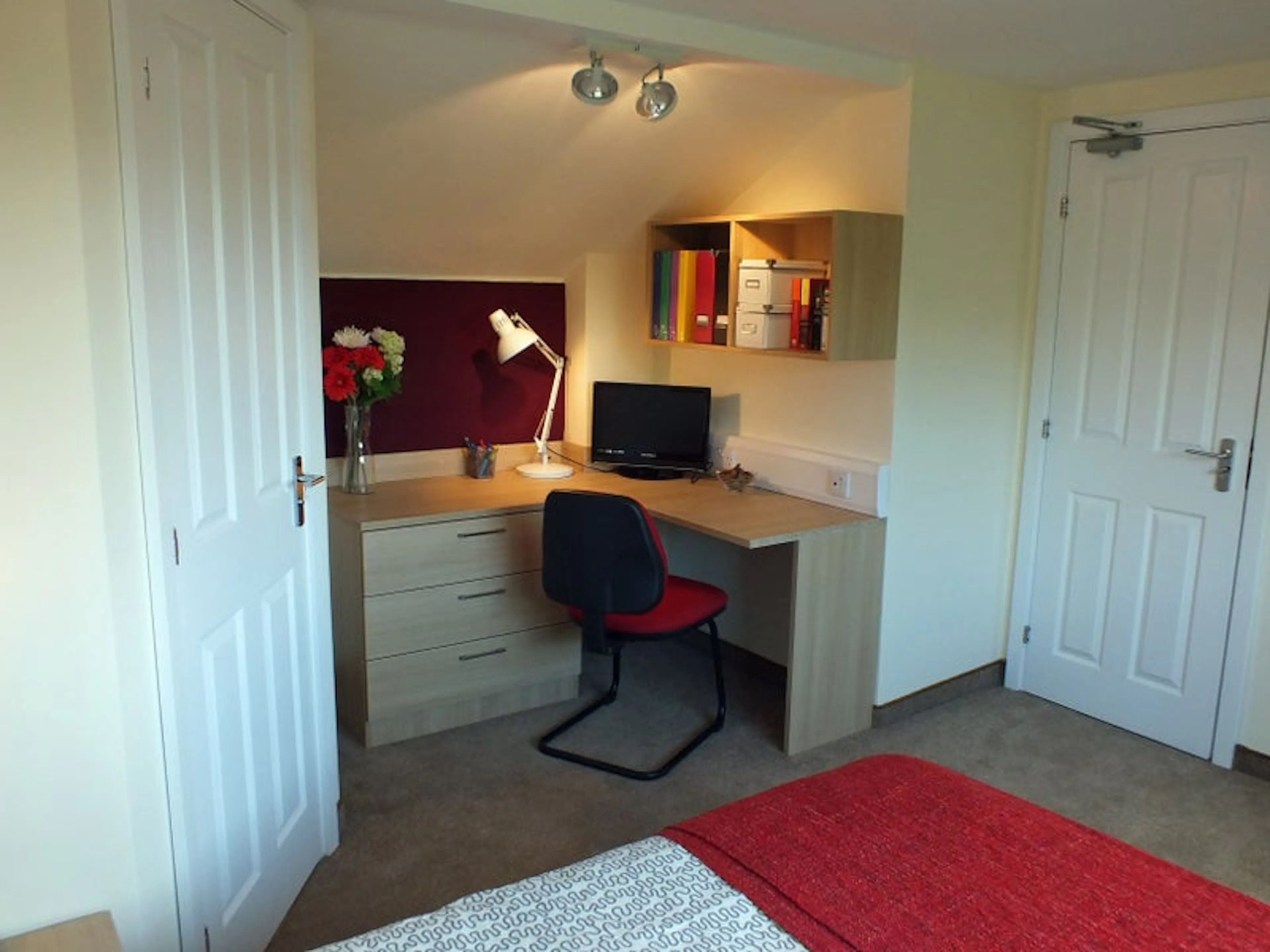 ROOM ROOM 1