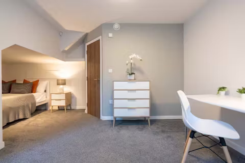 flat-1-sanderson-house-newcastle-ROOM