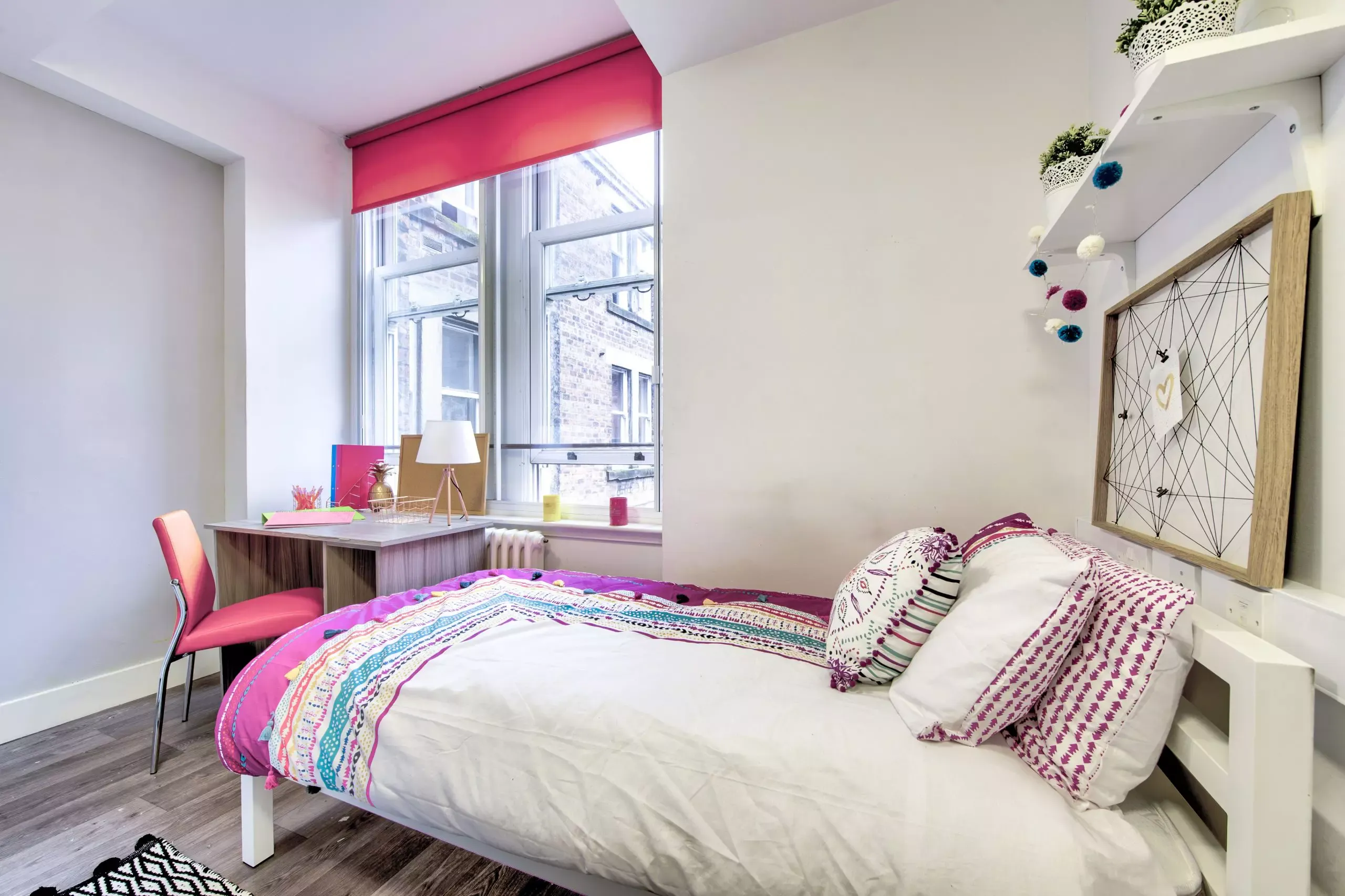 ROOM ROOM 3