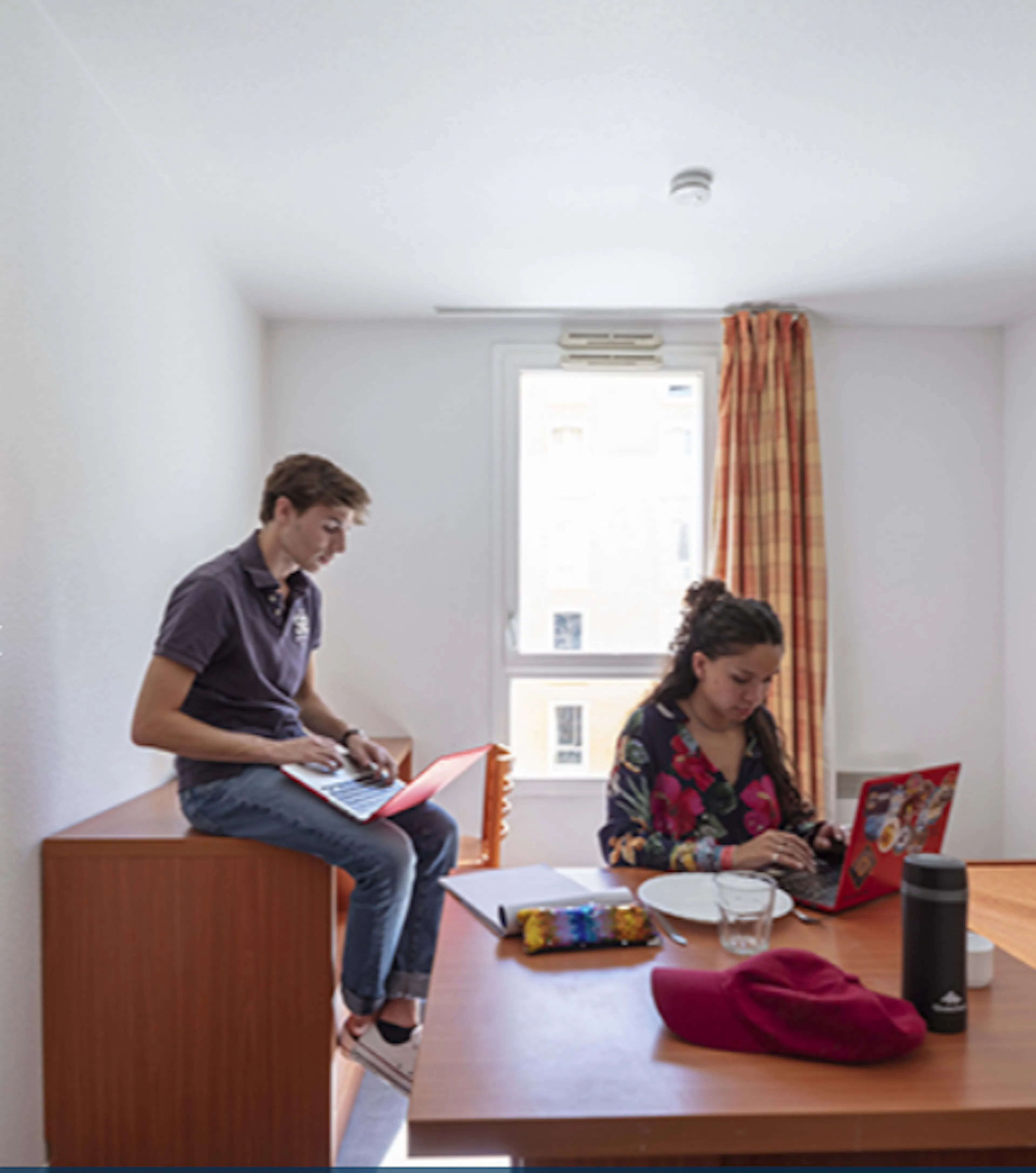 ROOM ROOM 2
