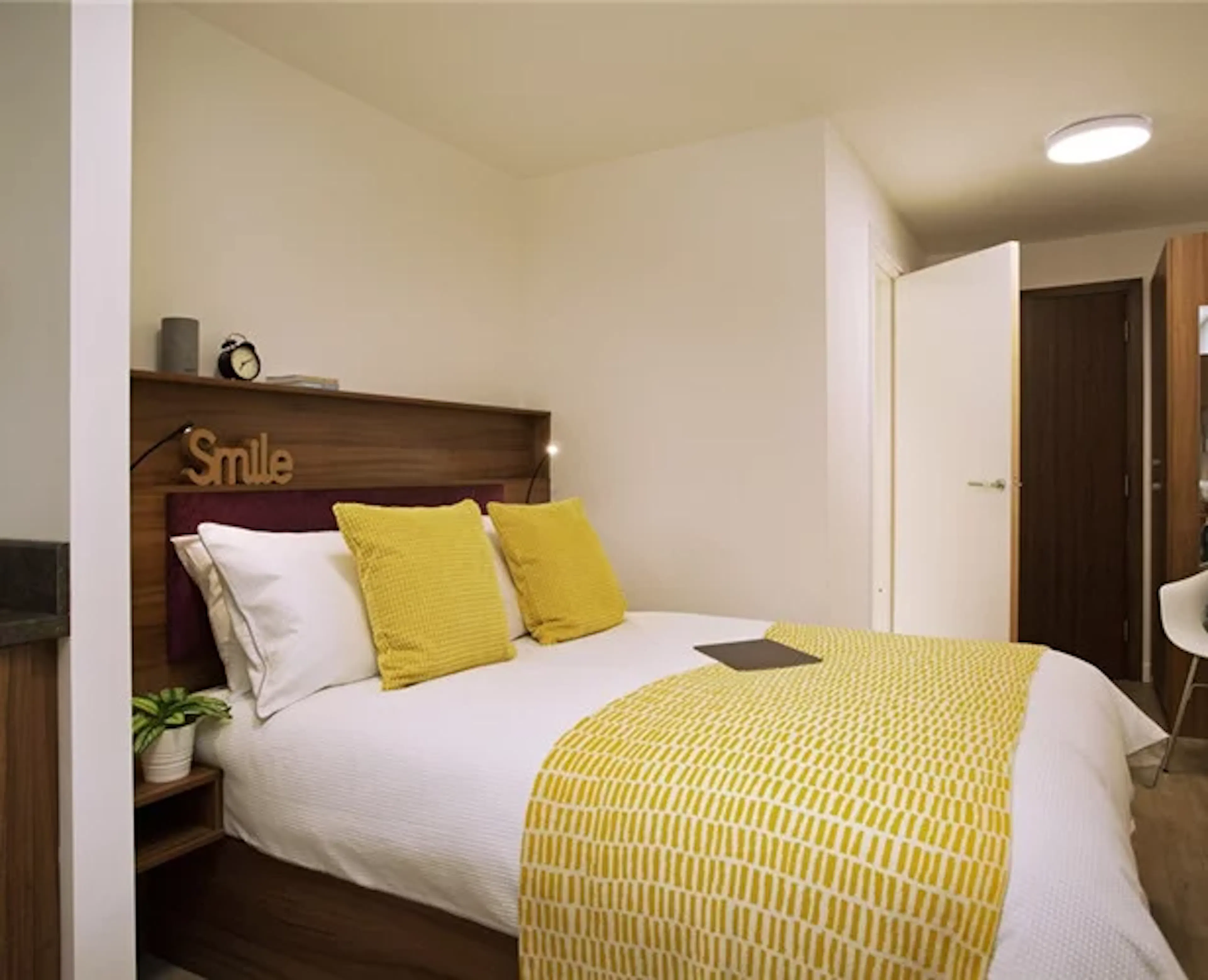 Ensuite ROOM 1