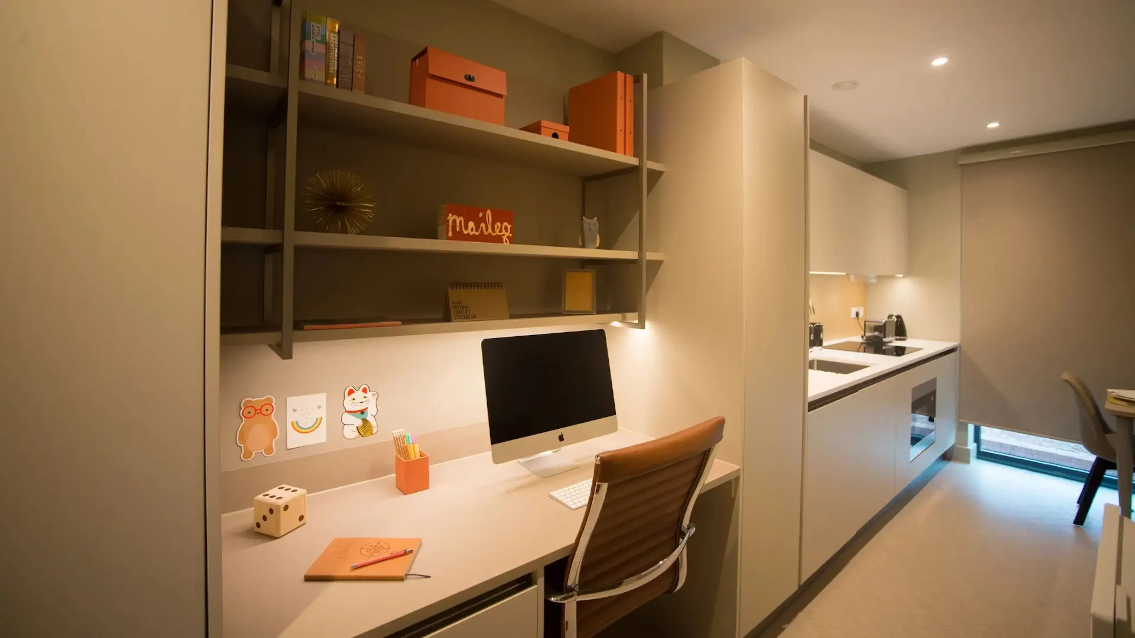 ROOM ROOM 4