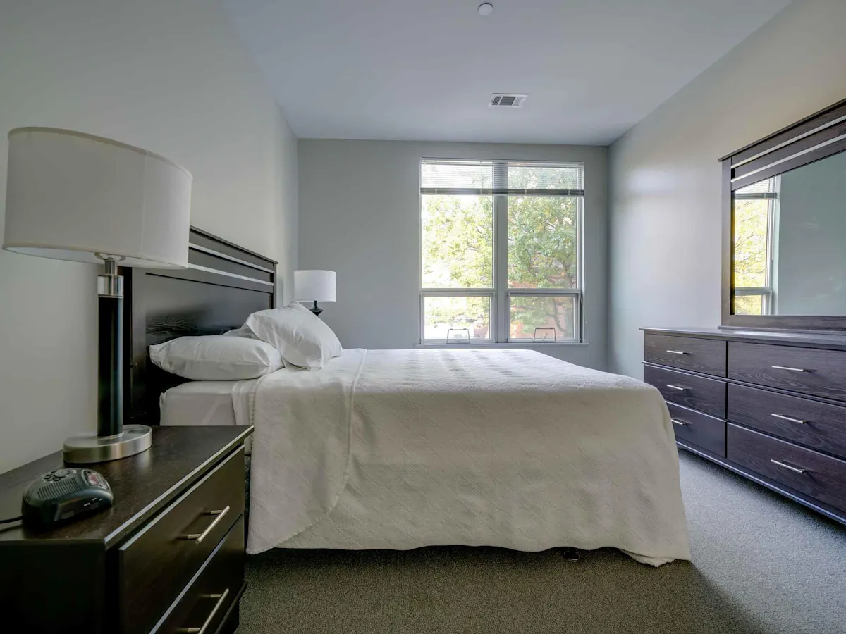 ROOM ROOM