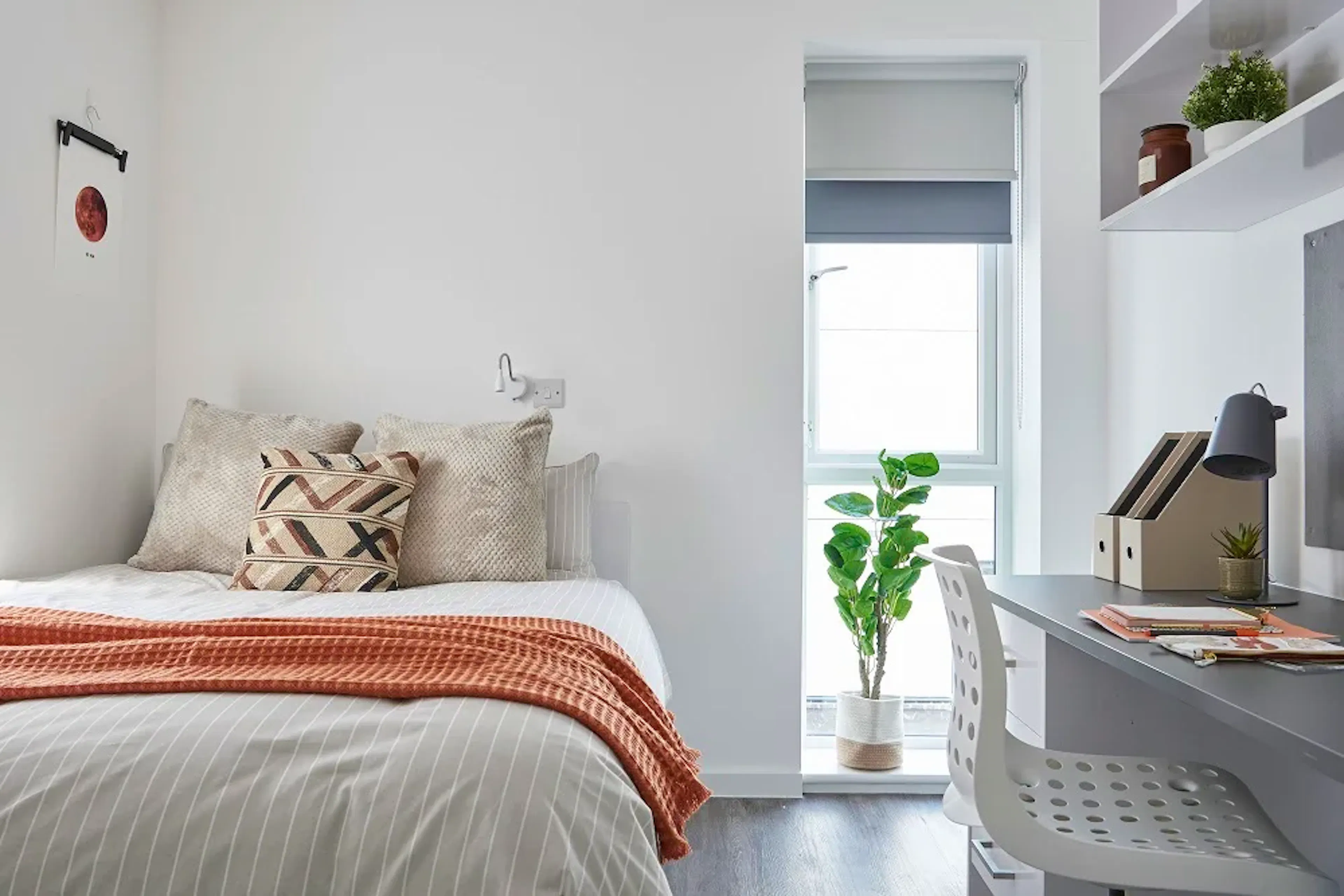 ROOM ROOM 4