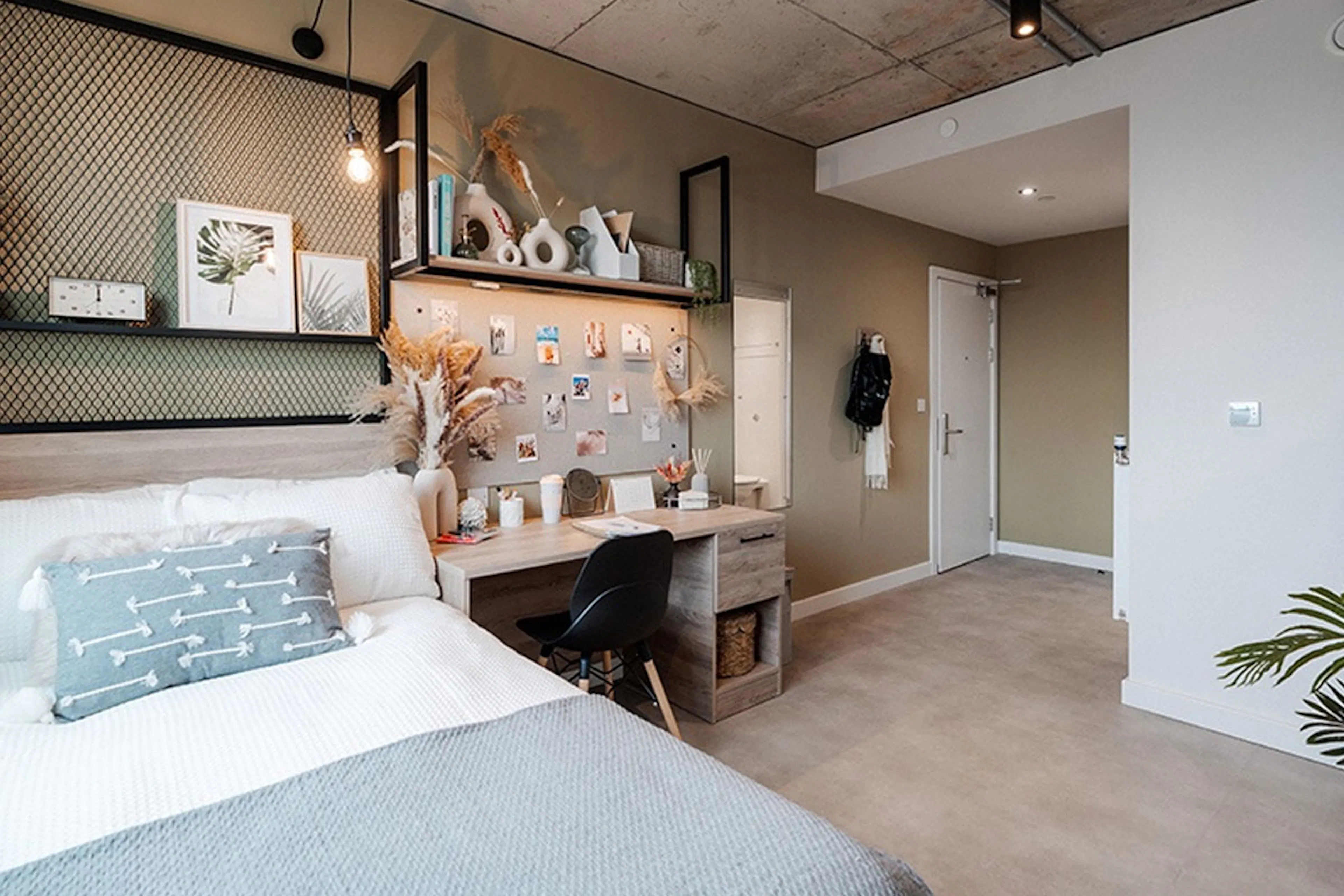 Premium En-suite ROOM 1