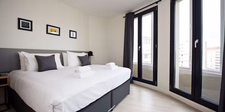 rue-garibaldi-lyon-Studio Apartments-1
