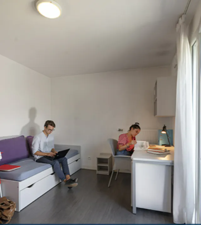 Studio room image 1
