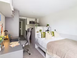 the-edge-1-belfast-Accessible Studio