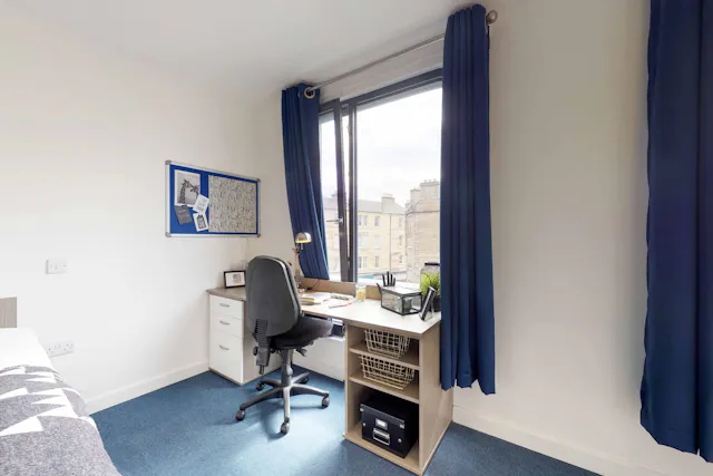 Superior Studio room image 2