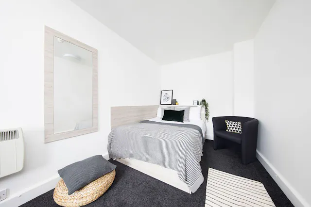 Studio, Premium Range 1 room image 1
