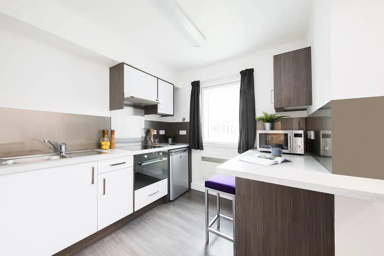 Studio, Premium Range 1 KITCHEN 2