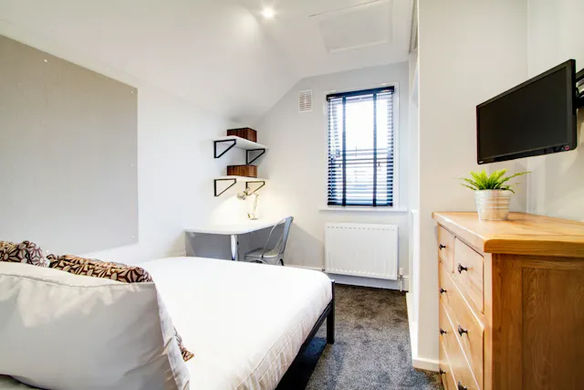 6 Bedroom Apartment room image 5