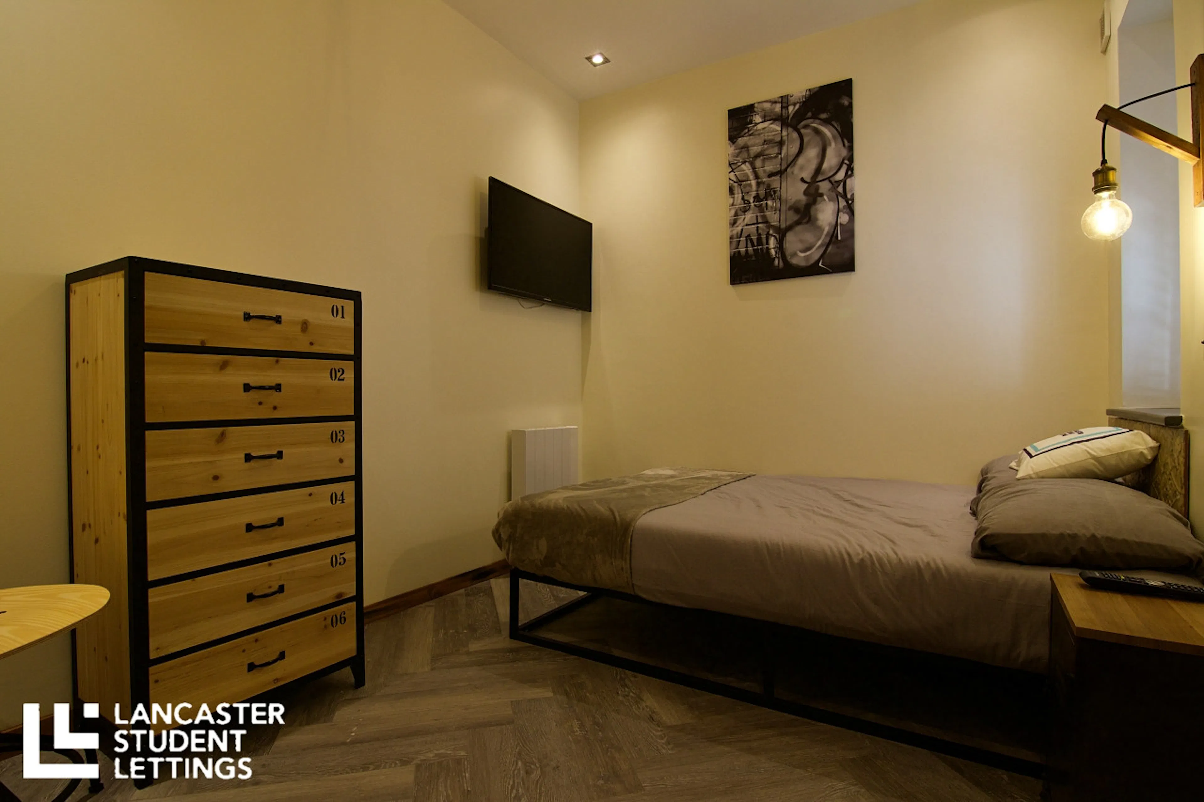 ROOM ROOM 2
