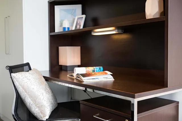 Bronze En-suite Penthouse room image 2